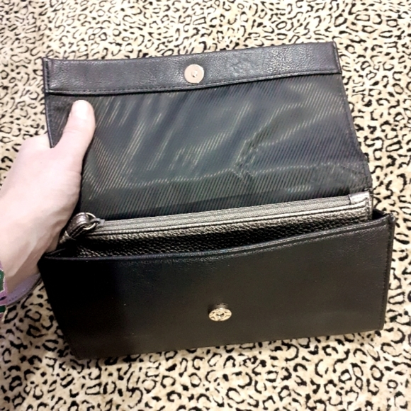 🌈NWT TAHARI WRISTLET - Picture 5 of 13